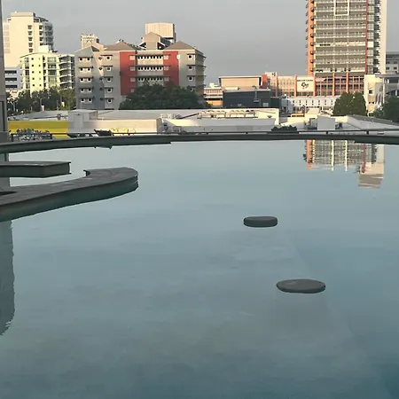 Pandanas Studio Darwin Cbd Water Views Exterior photo