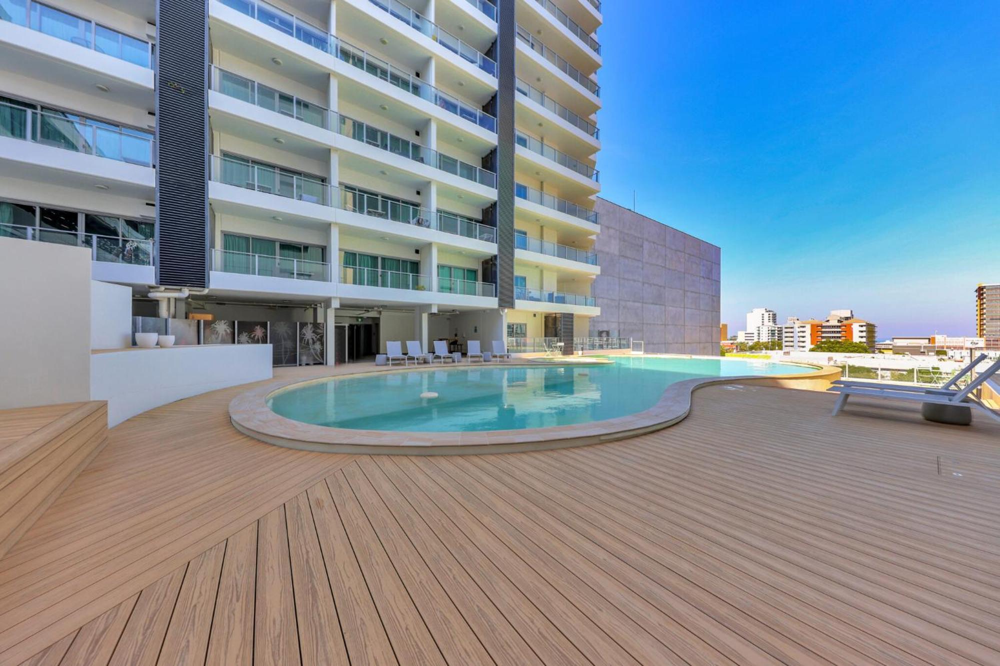 Apartment Pandanas Cbd Water Views *